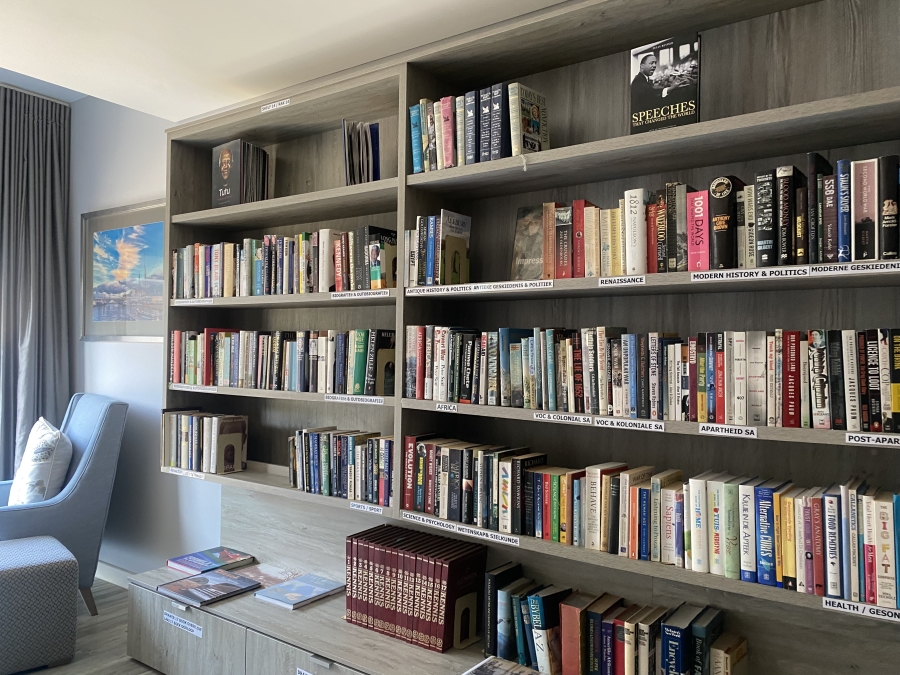 1 Bedroom Property for Sale in Plattekloof Western Cape